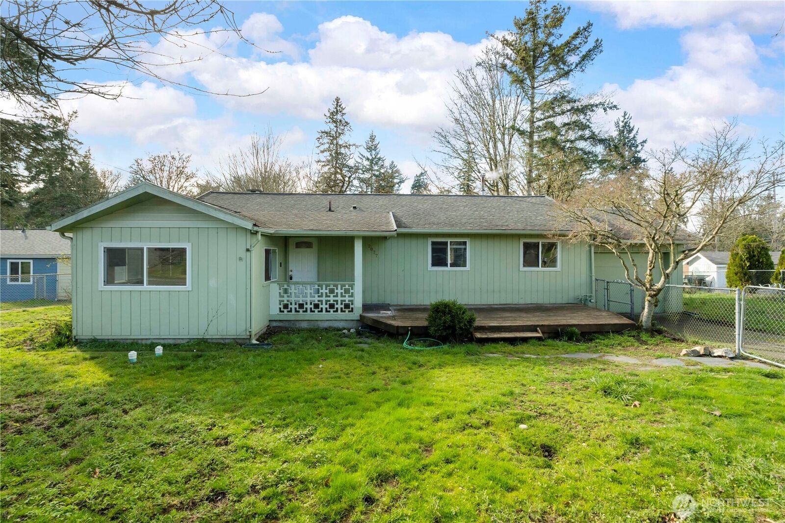 Property Photo: 2877 Clare Ave WA 98310