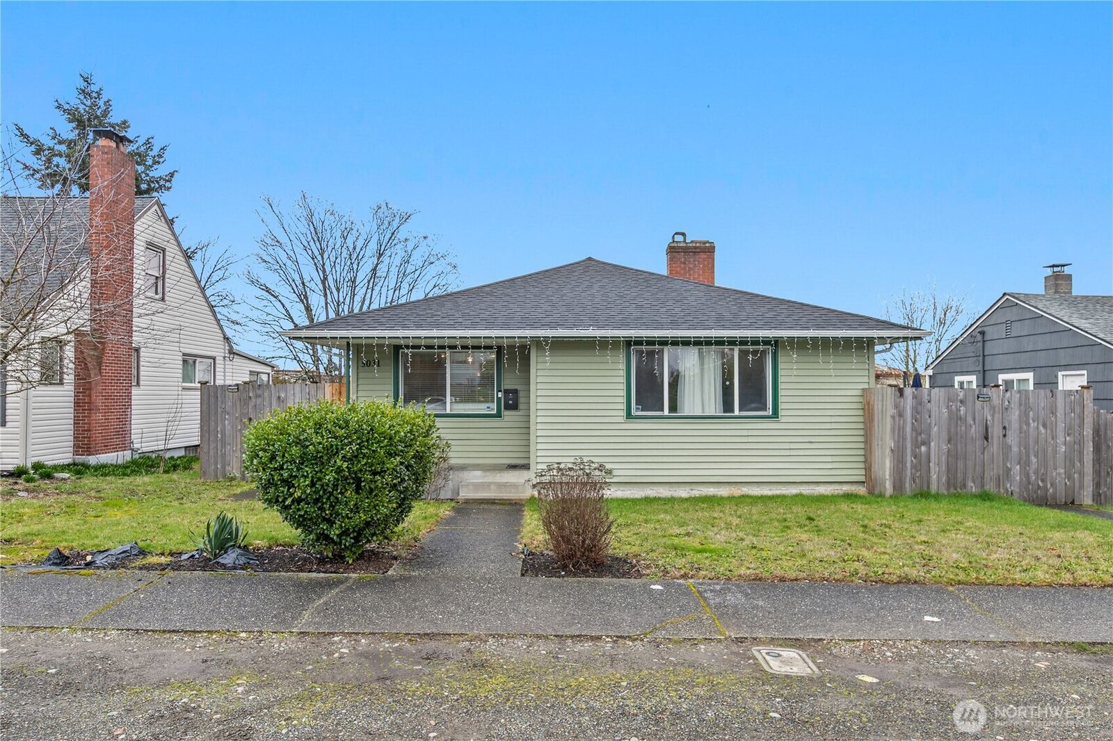 Property Photo:  5031 S State St  WA 98409 