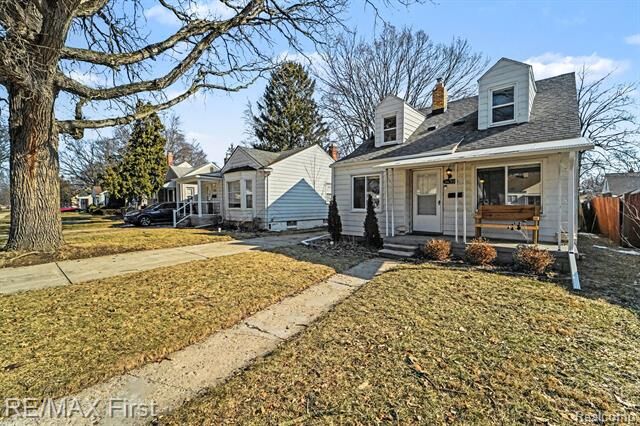 Property Photo:  24310 Kipling Street  MI 48237 