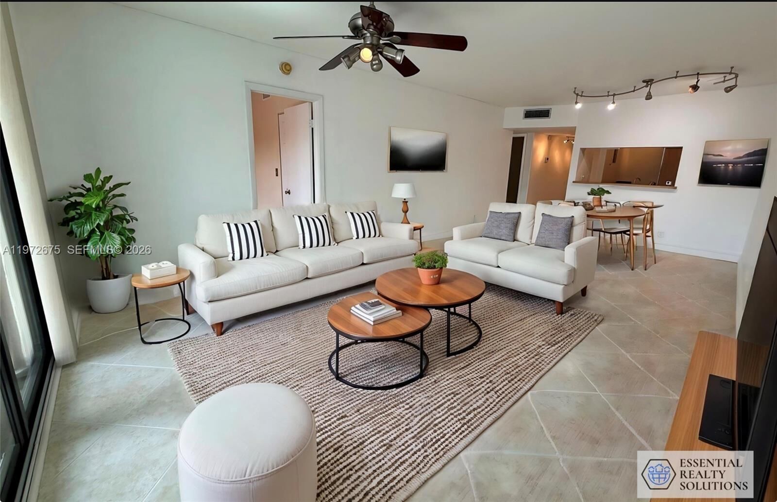 Property Photo:  11312 Taft St 11312  FL 33026 