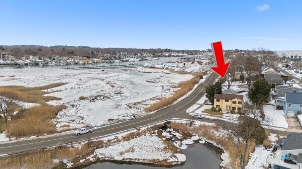 Property Photo:  30 Kinlock Street  CT 06460 