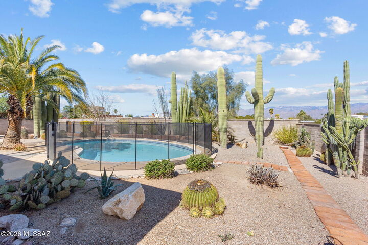 Property Photo: 8931 E 7th Street AZ 85710
