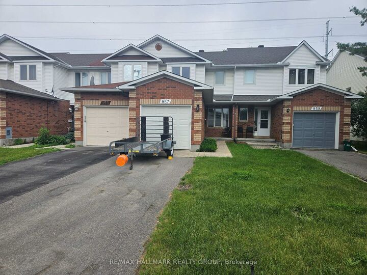 Property Photo: 857 Nesting Way NW ON K4A 3X3