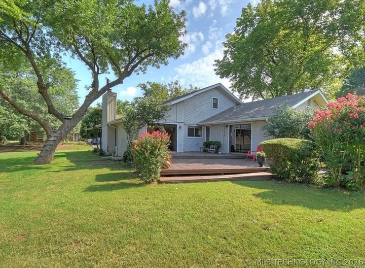 Property Photo:  7802 E 79th Street  OK 74133 