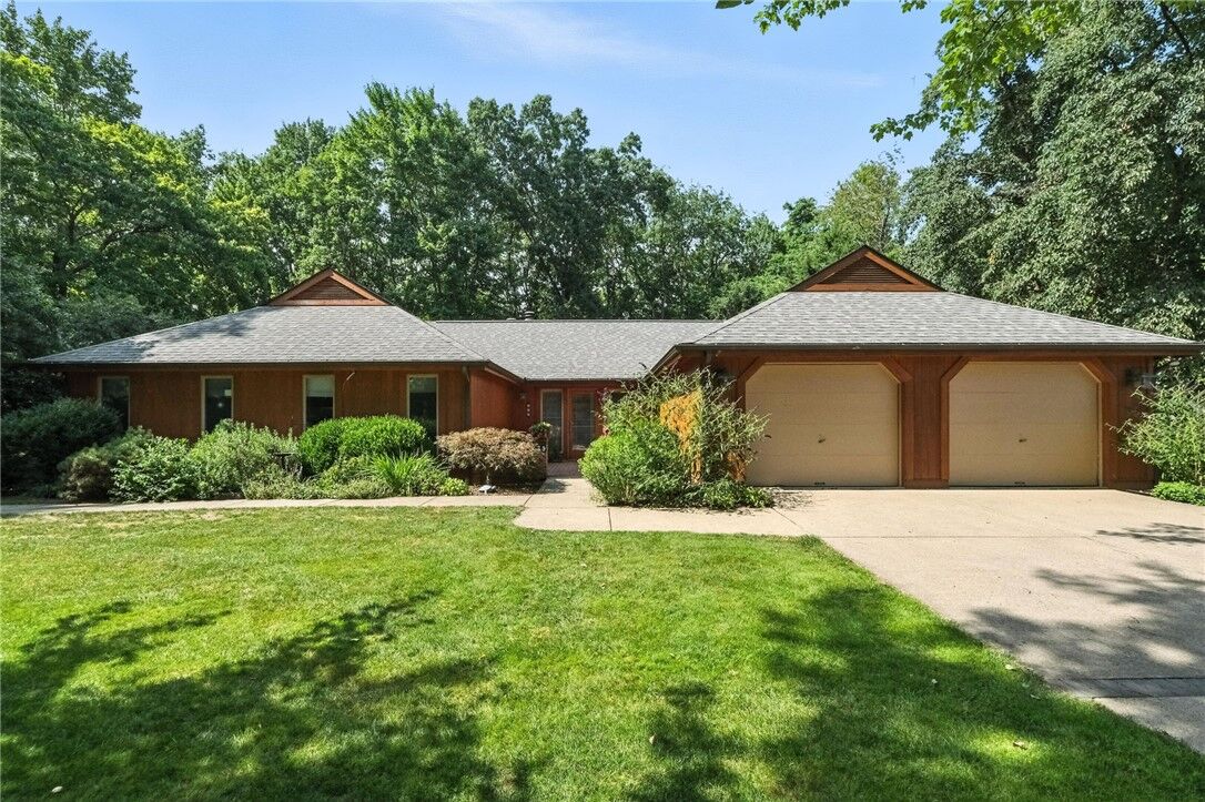 Property Photo:  139 Indianola Rd  PA 15238 
