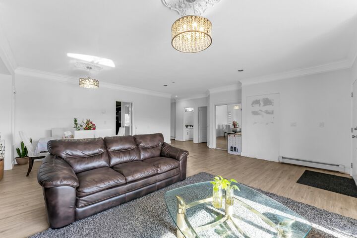 Property Photo: 14015 82 Avenue BC V3W 1M8
