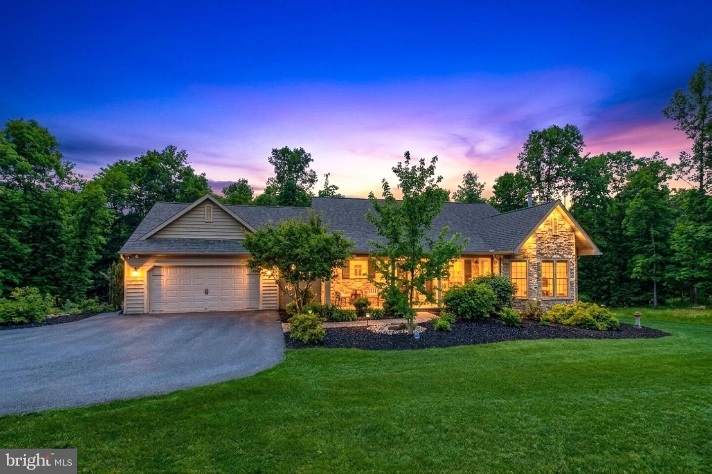 Property Photo:  500 Mohns Hill Road  PA 17569 