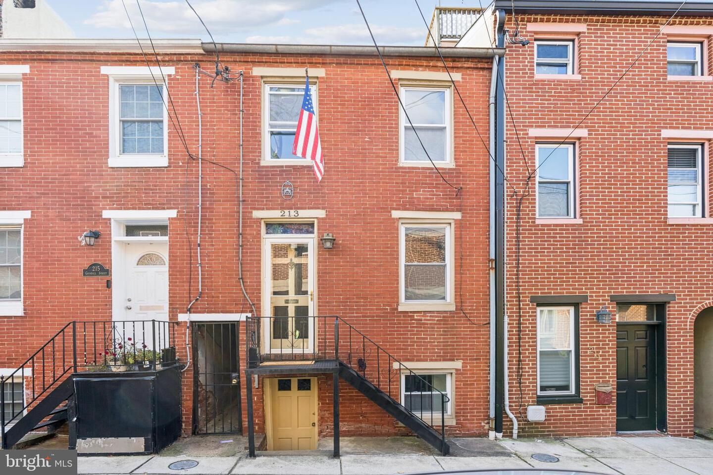 Property Photo:  213 Grindall Street  MD 21230 