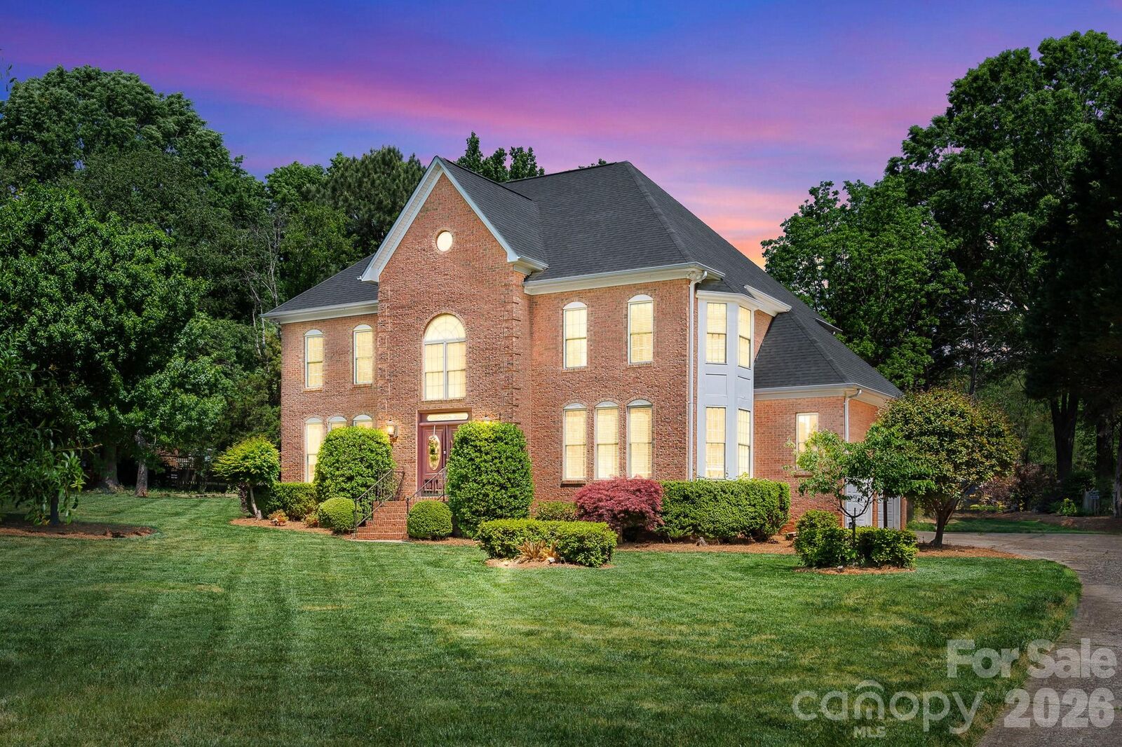 Property Photo:  6119 Highview Road  NC 28104 