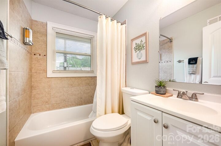 Property Photo: 1512 Seigle Avenue 2 NC 28205