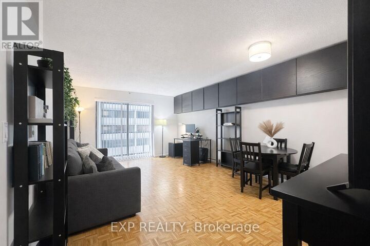 Property Photo: 475 Laurier Avenue West 705 ON K1R 7X1