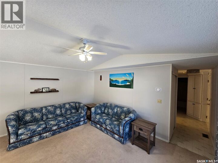 Property Photo:  103 Main Street W  SK S0M 0T0 