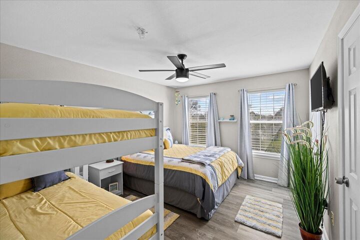 Property Photo:  4000 Dancing Cloud Court Unit 18  FL 32541 