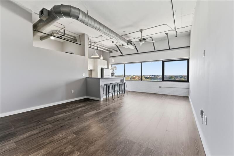 Property Photo: 120 Ralph McGill Boulevard NE 1009 GA 30308