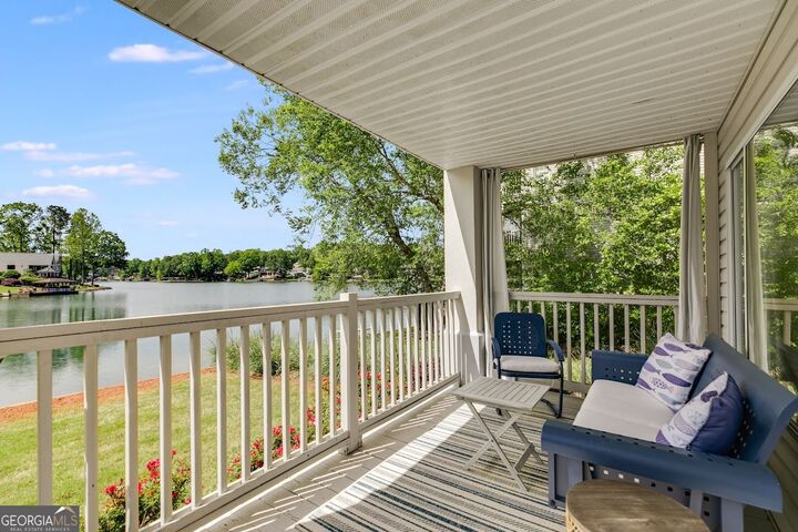 Property Photo:  705 Berry Court  GA 30180 