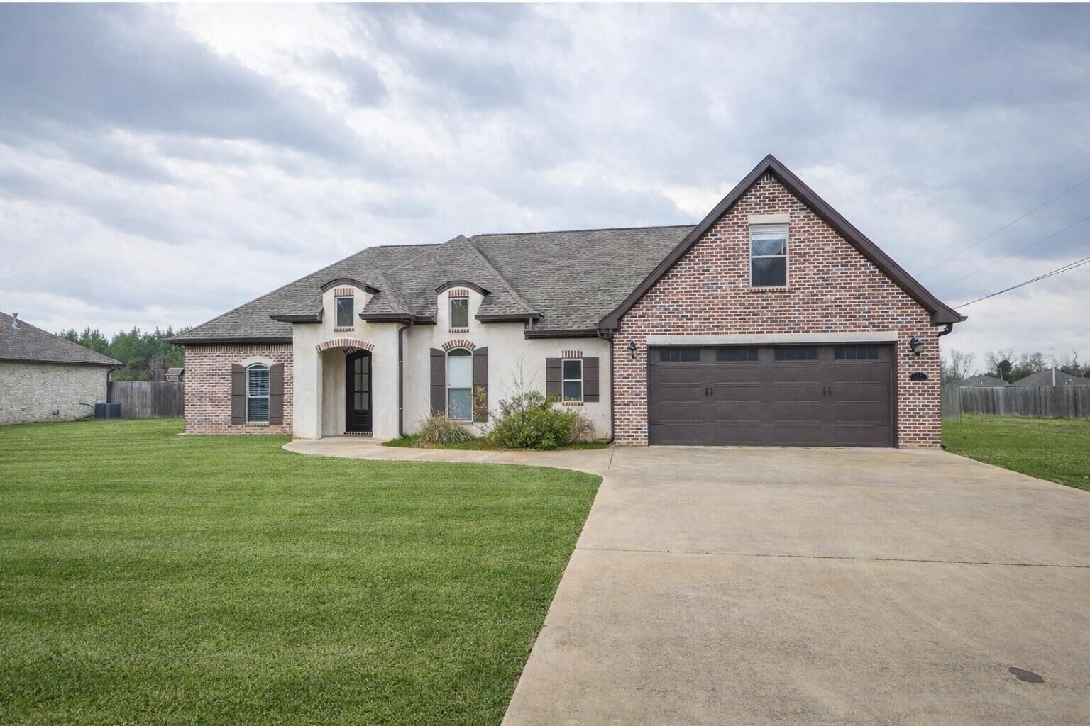 Property Photo:  4120 Old Wolfe Rd  MS 39740 