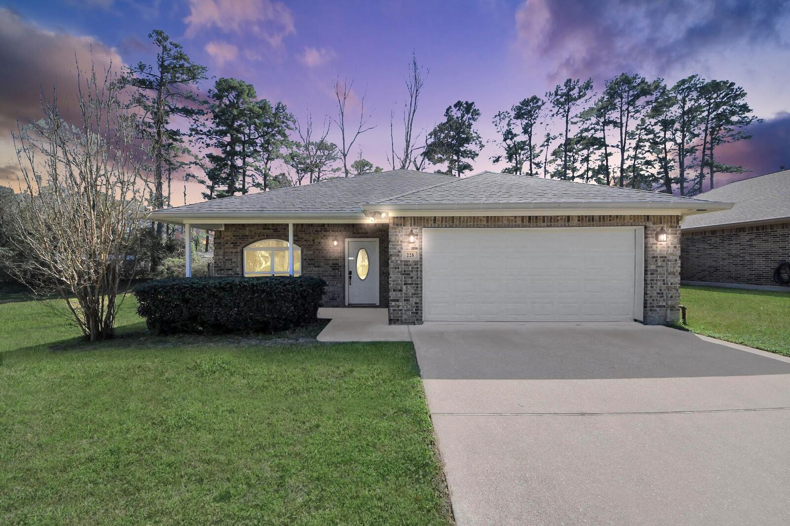 Property Photo: 228 Green Leaf Street TX 77340