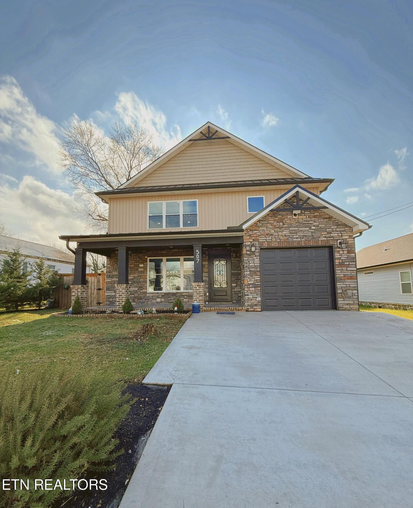 Property Photo:  507 Rule St  TN 37804 