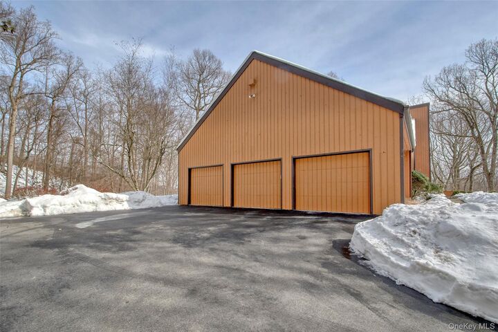 Property Photo: 19 Georgia Lane NY 10520