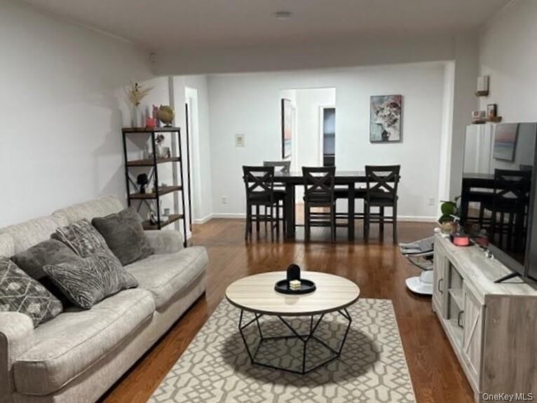 Property Photo:  1133 Midland Avenue 1K  NY 10708 