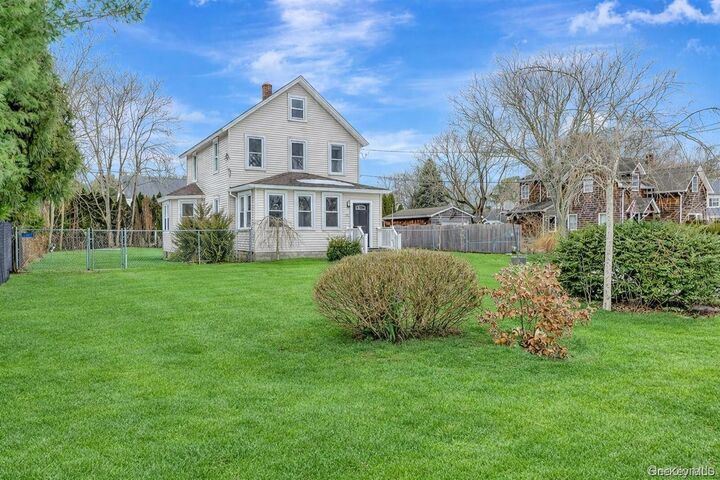 Property Photo:  768 Old Medford Avenue  NY 11763 