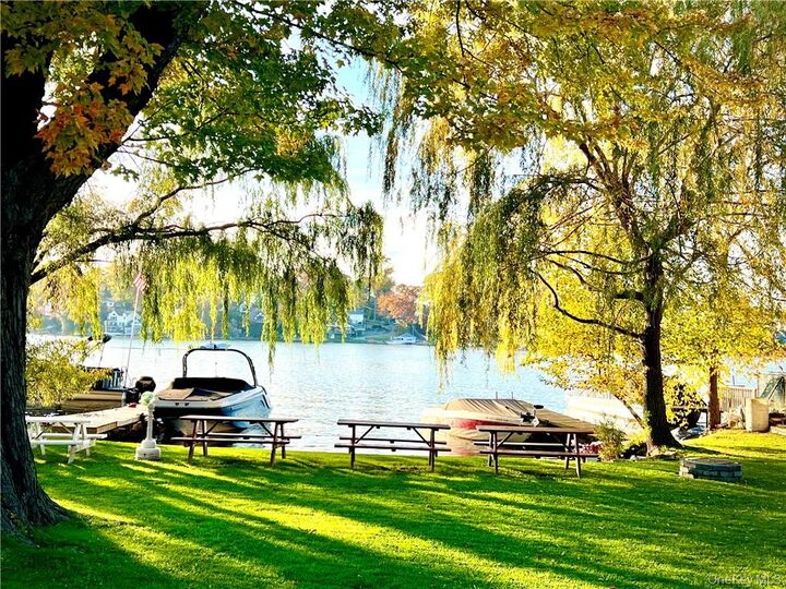 Property Photo: 722 Route 6 I NY 10541