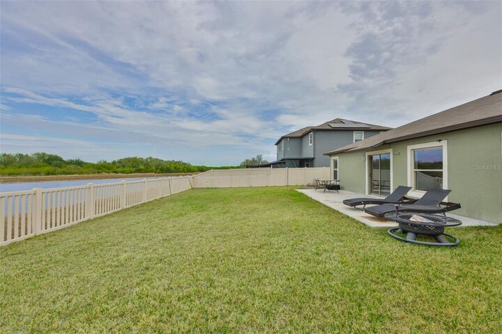Property Photo:  9416 Channing Hill Drive  FL 33573 