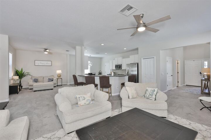 Property Photo:  1609 Bonita Bluff Court  FL 33570 