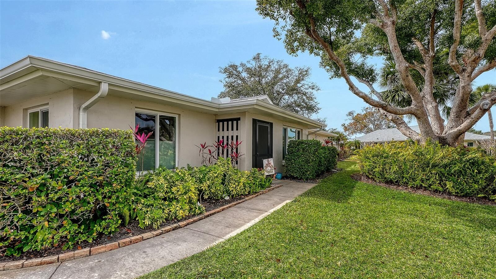 Property Photo:  4312 Dresden Lane 1  FL 34233 