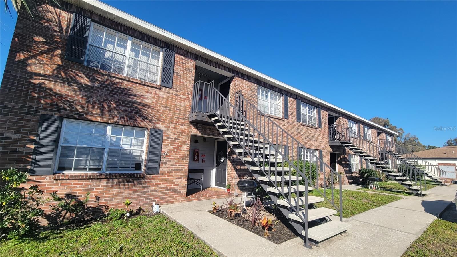 Property Photo:  6415 S Roberts Avenue 105  FL 33616 
