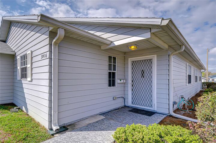 Property Photo:  37416 Teaberry Loop  FL 33542 