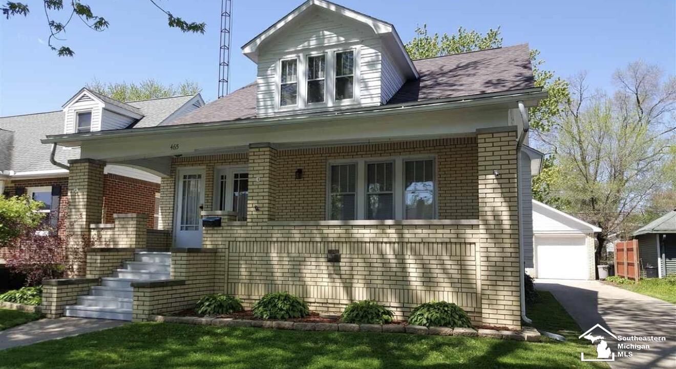 Property Photo:  465 Saint Marys Avenue  MI 48162 