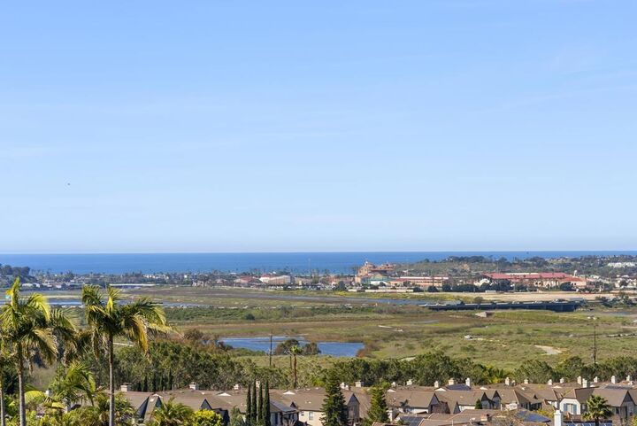 Property Photo:  3842 Modena Pl  CA 92130 