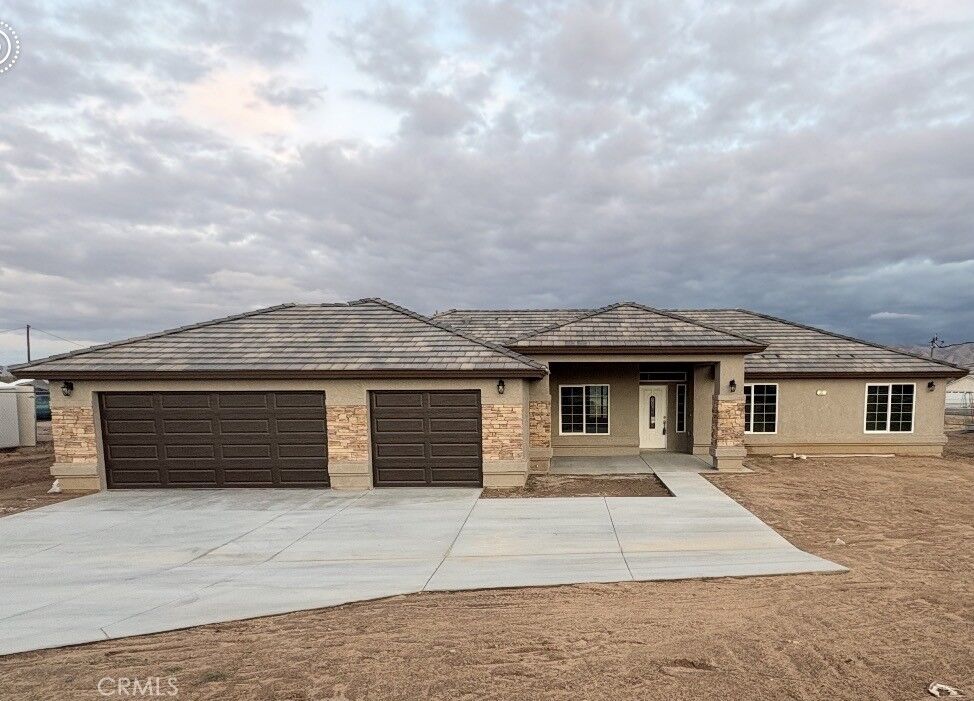 Property Photo:  9677 I Avenue  CA 92345 