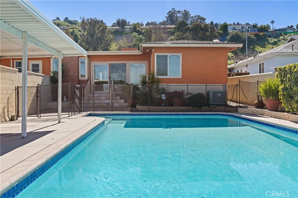 Property Photo:  5629 Brushton  CA 90008 