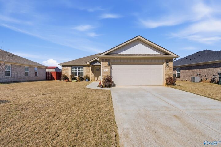 Property Photo:  122 Domingues Avenue  AL 35759 