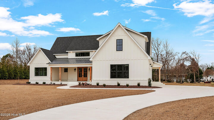 Property Photo:  2827 Landing Circle  NC 27837 