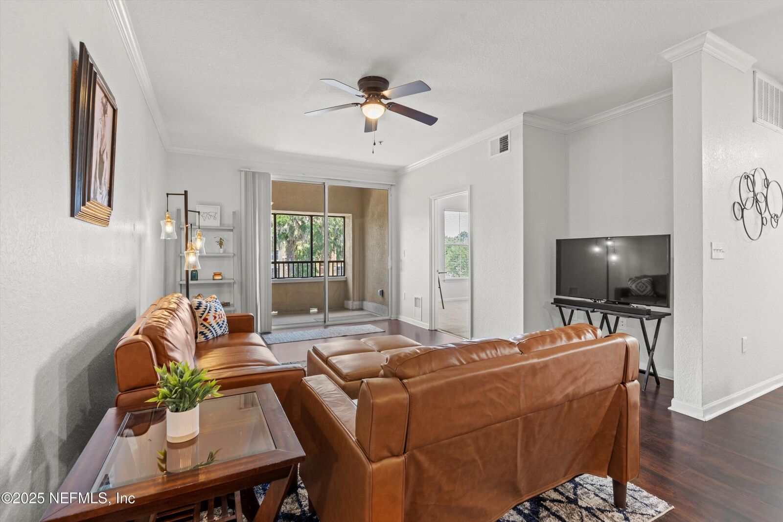 Property Photo:  8539 Gate Parkway W 131  FL 32216 