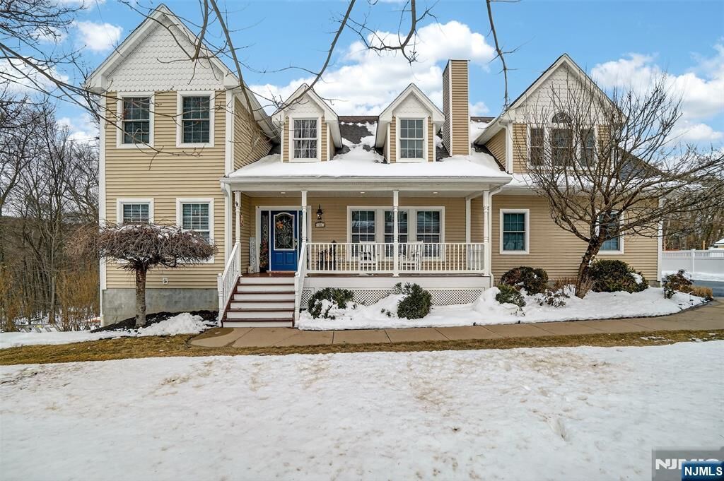Property Photo:  40 Cedar Street  NJ 07403 