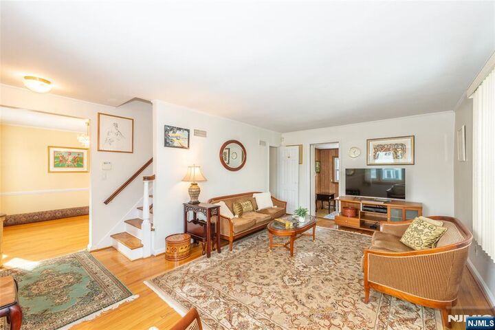 Property Photo:  10 Burlington Road  NJ 07012 