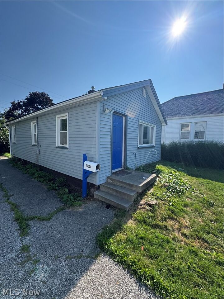 Property Photo: 26530 Shoreview Avenue OH 44132