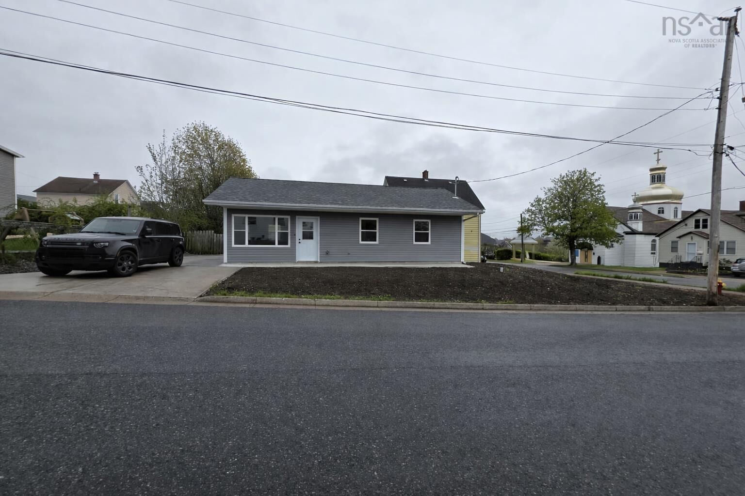 Property Photo:  6 South Street  NS B1N 2M3 