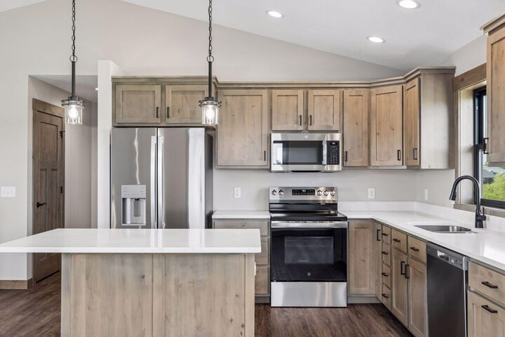Property Photo: 453 Coyote Way WI 54017