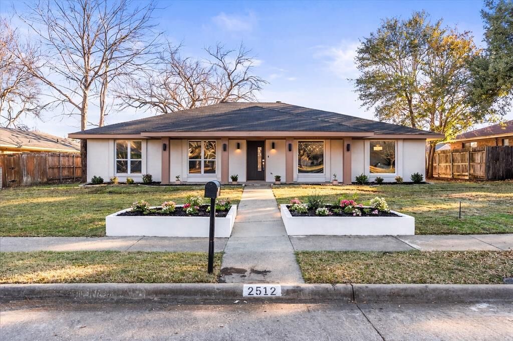 Property Photo:  2512 Bluffton Drive  TX 75075 