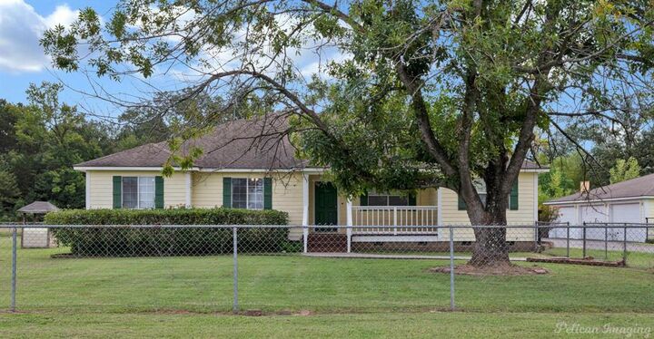 Property Photo: 5905 Highway 175 LA 71027