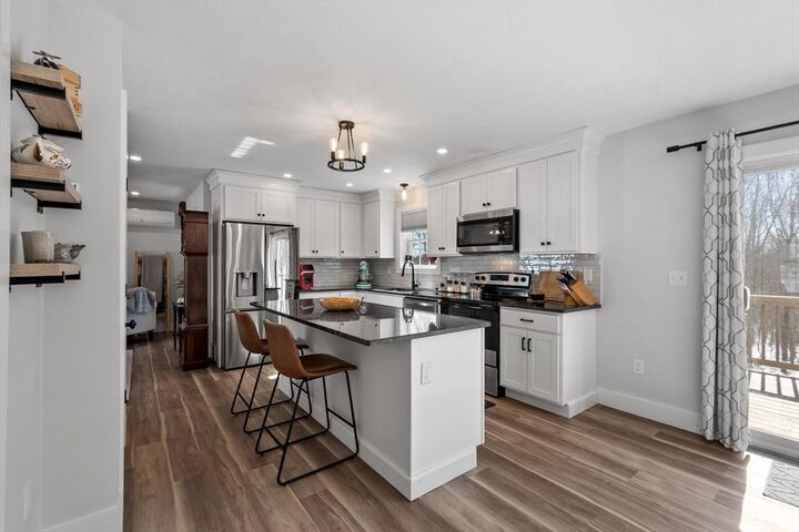 Property Photo:  196 Sheldon Rd  MA 01420 