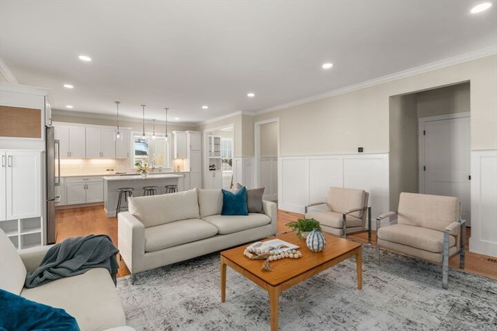 Property Photo:  211 Florence Ave  MA 02476 
