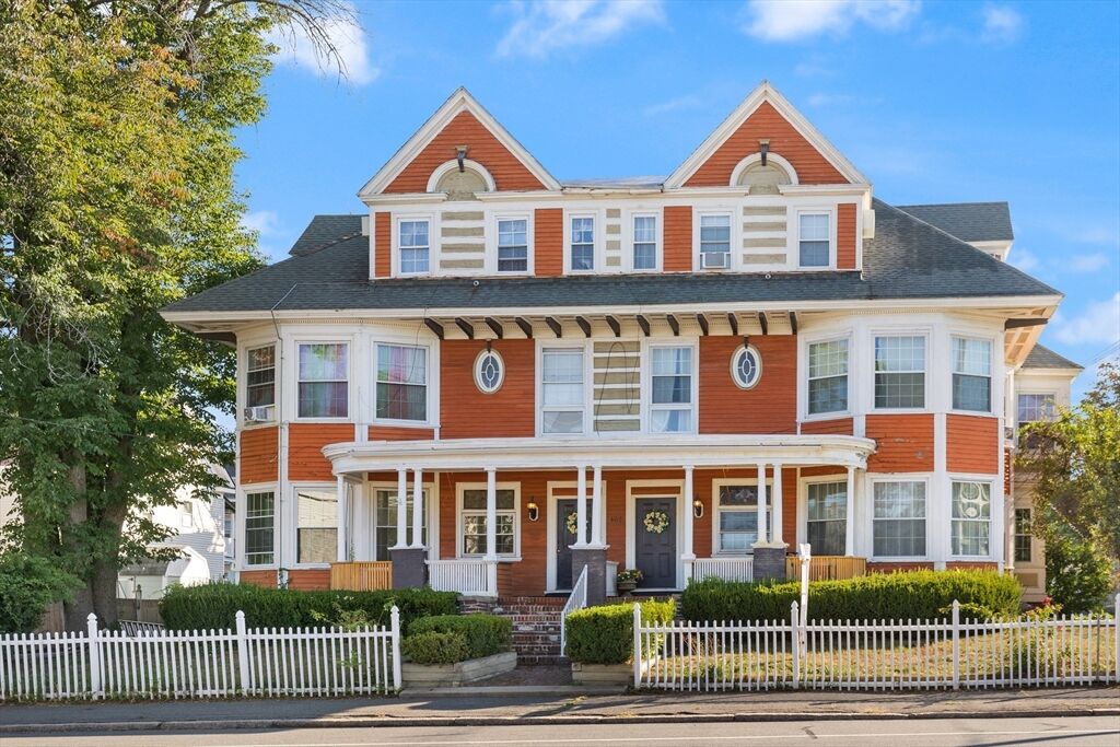 Property Photo: 405 Main 6 MA 01830