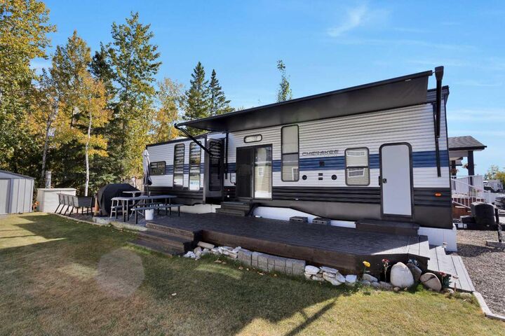 Property Photo: 41310 282 Range Road 34 AB T0C 0J0