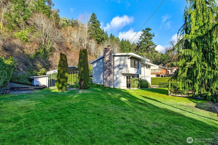 Property Photo:  2624 SW 172nd Street  WA 98166 